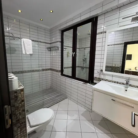 Kolibry Sv أنطاليا