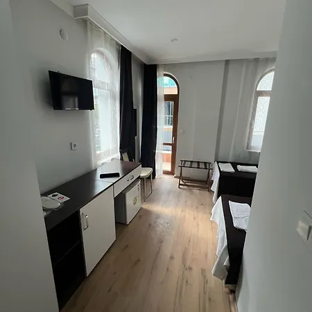 Hotel Kolibry Sv 2*